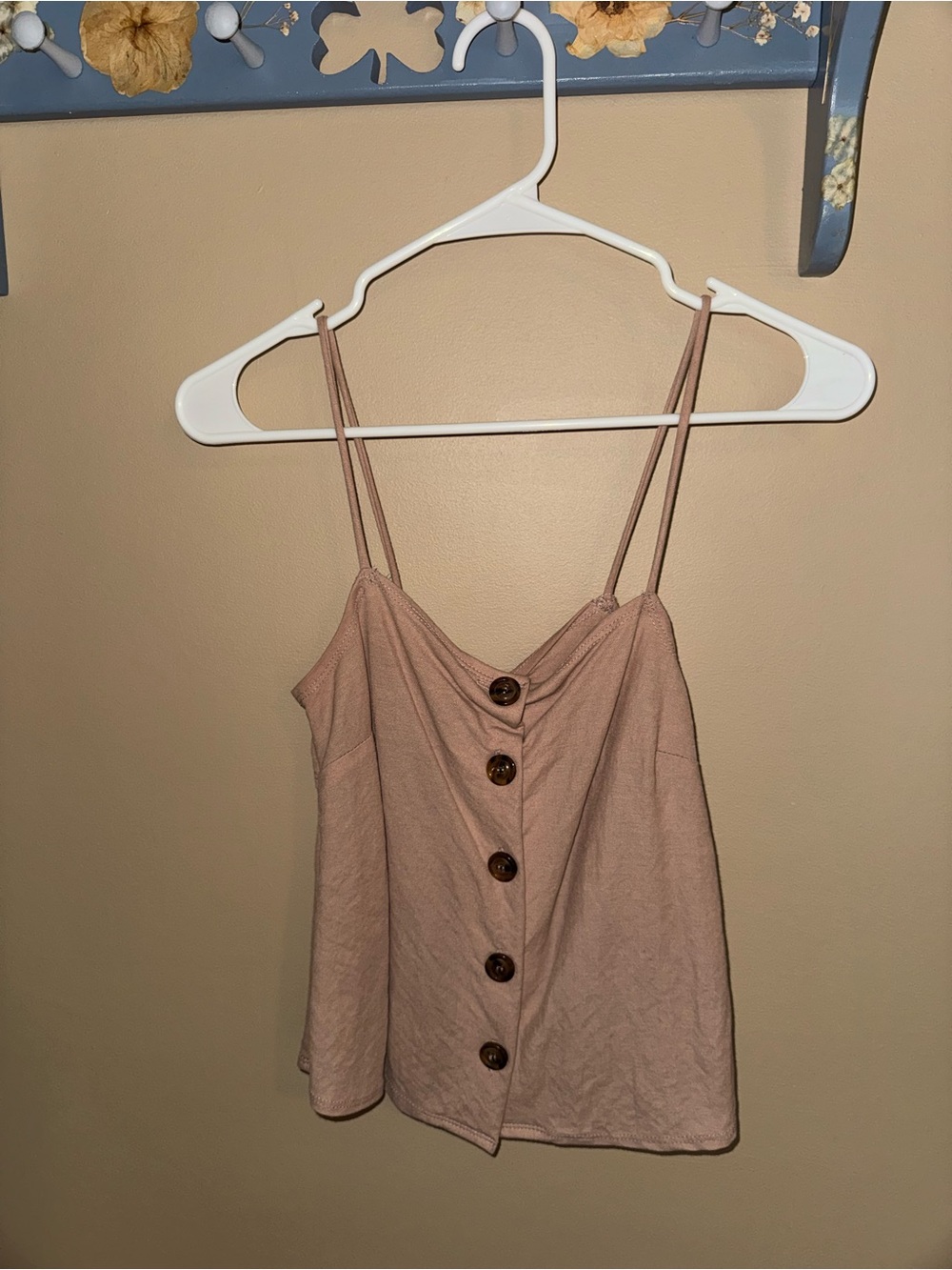 Cute button detail tank!